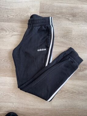 Adidas joggers